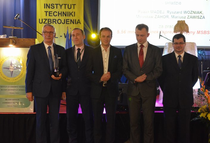 Nagroda dla zespołu Fabryki Broni „Łucznik” – Radom i WAT