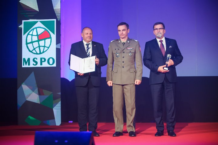 Samopowtarzalny karabin wyborowy MSBS GROT wyróżniony przez Dowódcę WOT