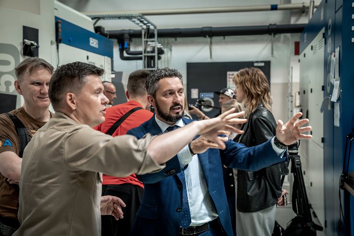 Ukraińskie media w Fabryce Broni !