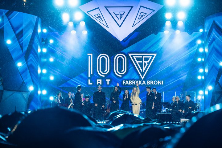 DIAMENT TRADYCJI BŁYSZCZAŁ PRZEZ TRZY DNI – FABRYKA BRONI ZACHWYCIŁA RADOM