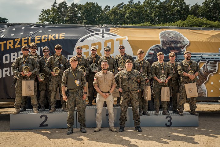 Karabinek MSBS GROT z Radomia bohaterem konferencji i zawodów strzeleckich GROTowisko 2023